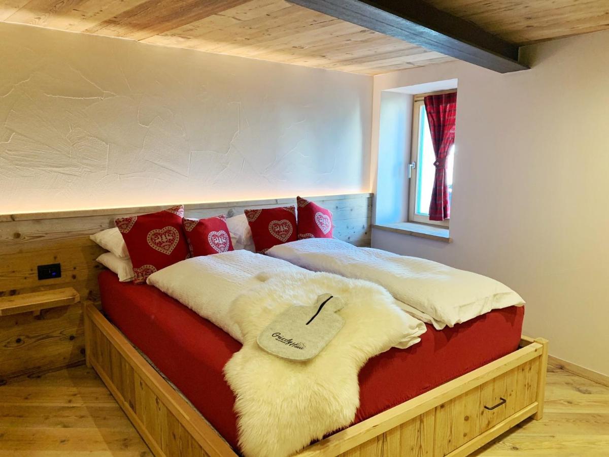 Grizzly Haus & Frosch Restaurant - Teritoria Bed and Breakfast Varena Buitenkant foto