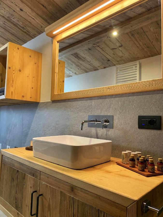 Grizzly Haus & Frosch Restaurant - Teritoria Bed and Breakfast Varena Buitenkant foto