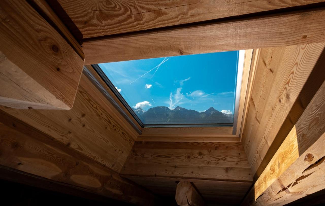 Grizzly Haus & Frosch Restaurant - Teritoria Bed and Breakfast Varena Buitenkant foto