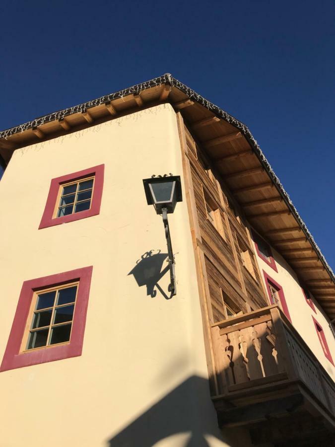 Grizzly Haus & Frosch Restaurant - Teritoria Bed and Breakfast Varena Buitenkant foto