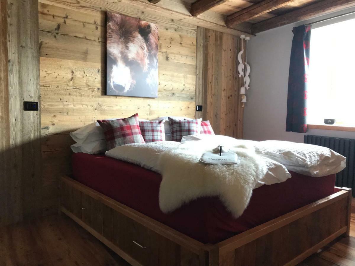 Grizzly Haus & Frosch Restaurant - Teritoria Bed and Breakfast Varena Buitenkant foto