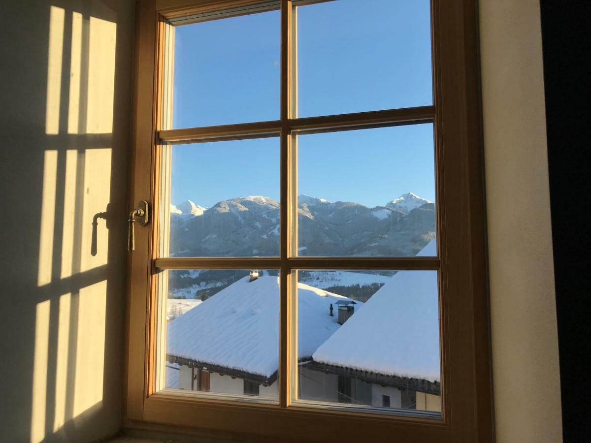 Grizzly Haus & Frosch Restaurant - Teritoria Bed and Breakfast Varena Buitenkant foto
